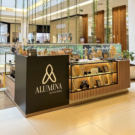 Imagem de interna da loja alumina by ana solcci