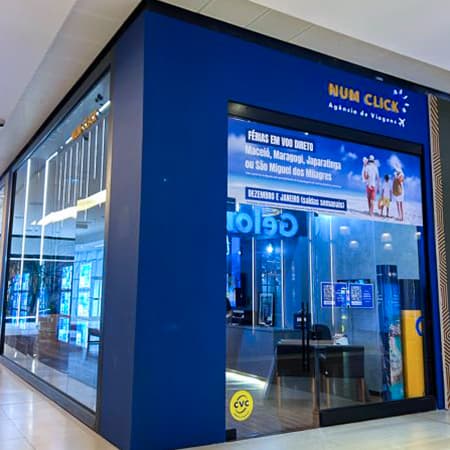 Imagem de interna da loja num click